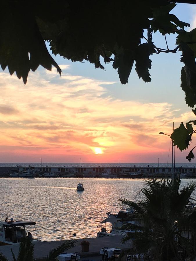 Kale Motel İmroz Bagian luar foto